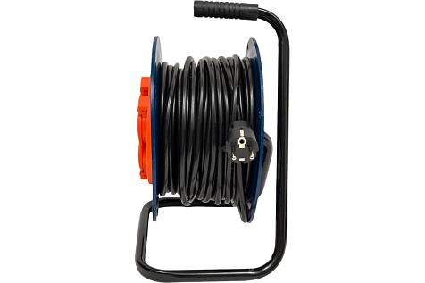 Удлинитель на катушке ПВС 3х2,5 IP44 30м 4 гнезда GLANZEN EC-30-011