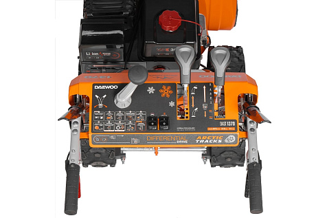 Снегоуборщик гусеничный DAEWOO DAST 1370 (LCT)