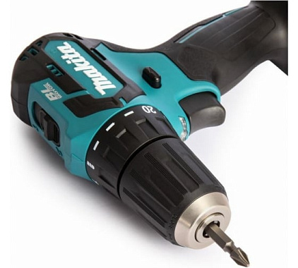 Дрель-шуруповерт аккумуляторная MAKITA DF 332DWAE 2х2Ah