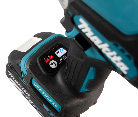 Шуруповерт ударный аккумуляторный MAKITA DTD 157RTJ 2х5Ah