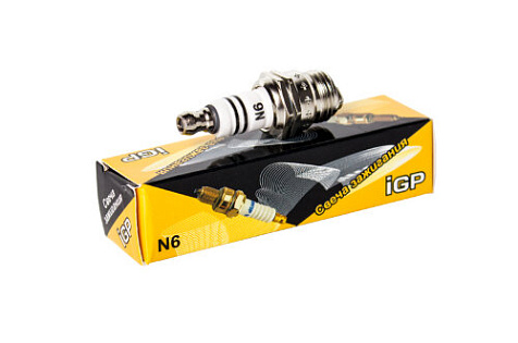 Свеча зажигания (двухтактные двигатели Chаmpion138,255;MC Culloch) посадка конус CHAMPION IGP N6