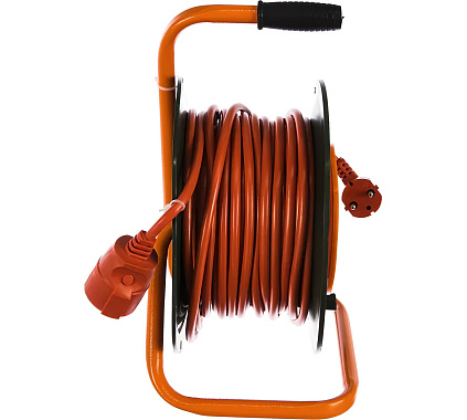 Удлинитель на катушке ПВС 2х2,5 30м с выносной розеткой GLANZEN EB-30-010